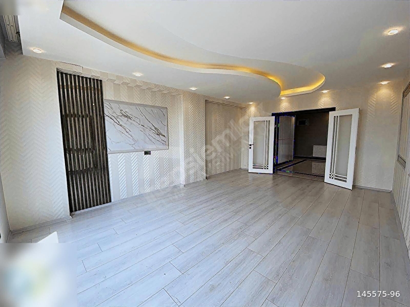 Satılık Özel Tasarım 4+1 Daire Ninova Sitesi Veyselkarani Mah