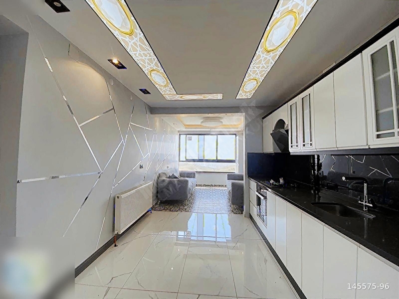 Satılık Özel Tasarım 4+1 Daire Ninova Sitesi Veyselkarani Mah