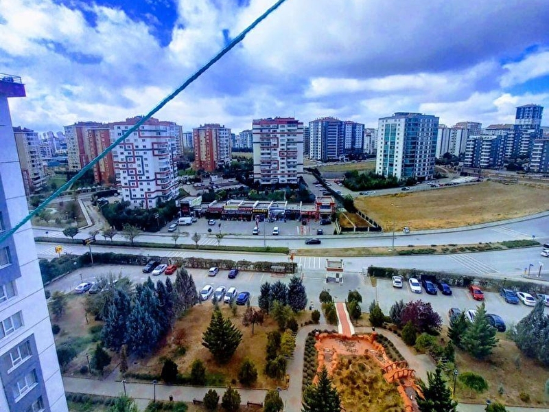 Turut özal mah. ki̇ralik  dai̇re  3+1 boş