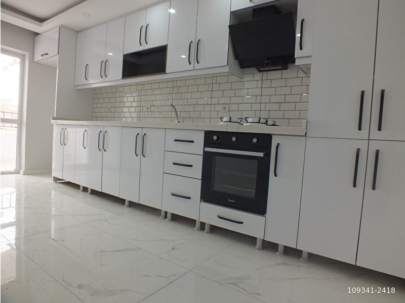30 ağustos mah satılık 3+1 full yapılı kat ta asansörlü geniş daire