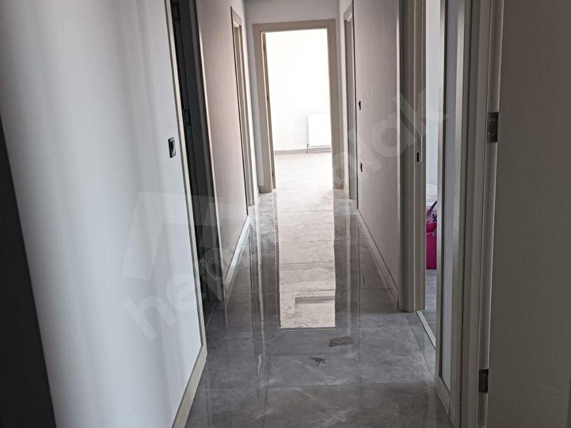 Petek'ten Beygah Pazarı Yanında 3+1 Sıfır Daire