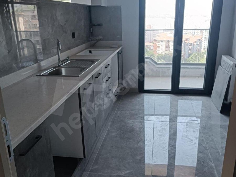 Petek'ten Beygah Pazarı Yanında 3+1 Sıfır Daire