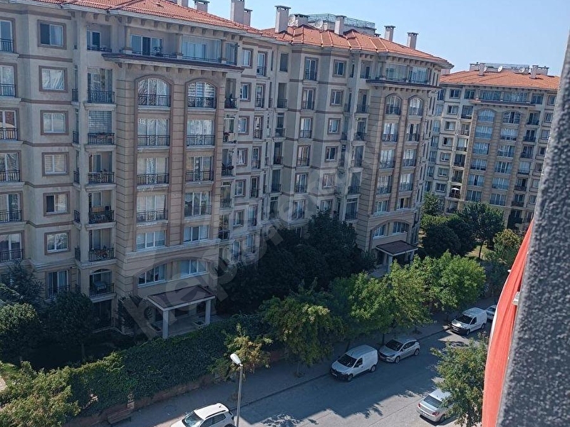 Petek'ten Beygah Pazarı Yanında 3+1 Sıfır Daire