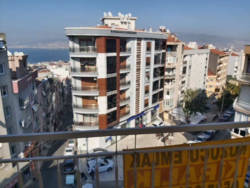 1 250 Tl Polat Caddesinde Kiralik Genis 2 1 Hastane Yakini Ustu Kremit Ca