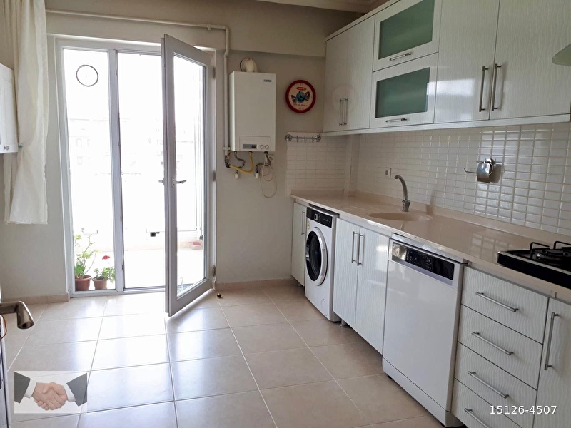 Ağbulut  emllak'tan ege mah.de yapili satilik dai̇re