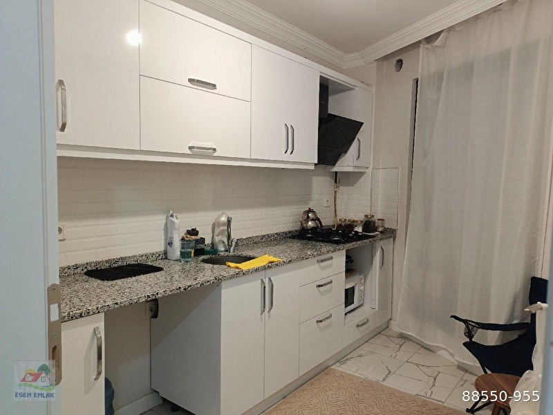 Körfez haciosman mahallesi̇nde 2+1 arakat dai̇re