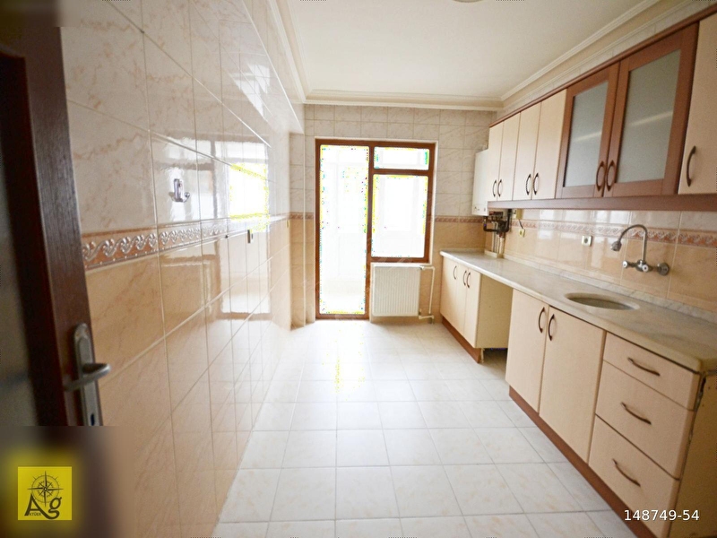 Aktüer'den pamuklar mahallesi̇n'de ara kat geni̇ş 3+1 dai̇re