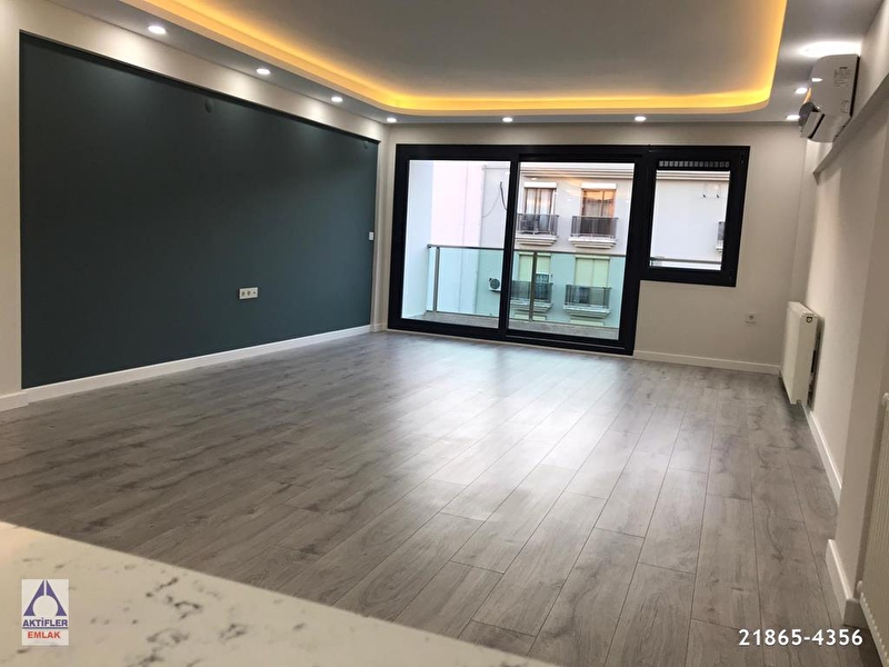 740 000 Tl Izmir Konak Kucukyali Satilik Konut 3 1 Komple Yenilnms Kod 50