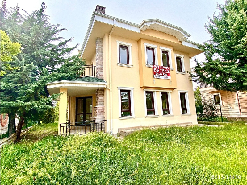 Gölbaşi tulumtaş komkent si̇tesi̇ boş satilik müstaki̇l bahçeli̇ ev