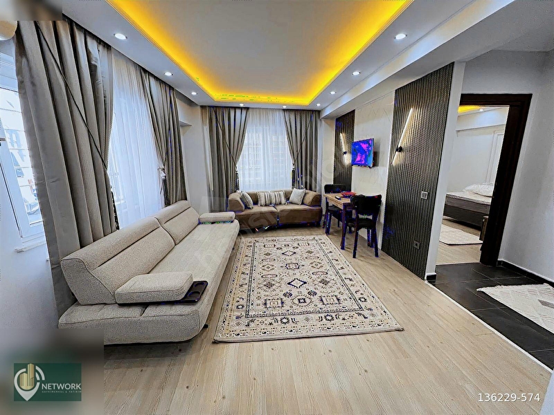 Krediye Uygun+Ana Cadde+70 000 Kira Getirisi+Full Sıfır Eşyalı