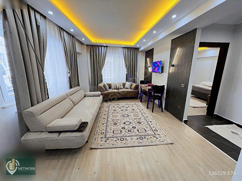 Krediye Uygun+Ana Cadde+70 000 Kira Getirisi+Full Sıfır Eşyalı