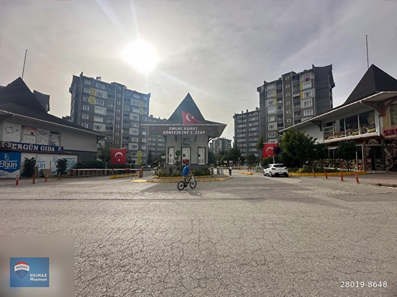 Kocaeli̇ körfezkent 1'i̇nci̇ etap a-10 blok satilik 3+1 dai̇re