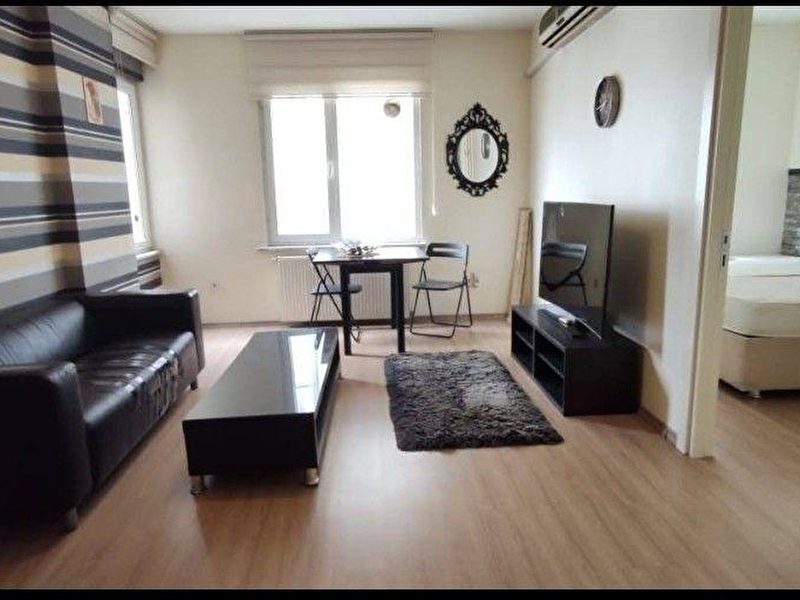 2+1  cevahi̇r avm yakininda lüks eşyali,kli̇mali ve wi̇fi̇ dahi̇l.