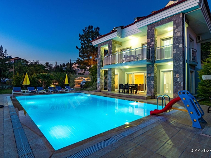 Günlük Kiralık 3 Odalı Villa Muğla Fethiye Ölüdeniz Mahallesi 8 Kişi Kapasiteli