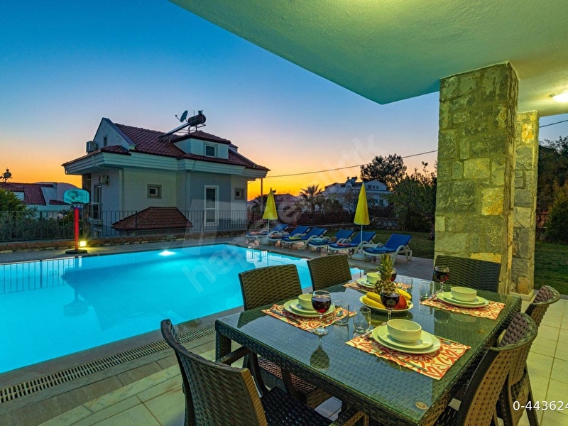 Günlük Kiralık 3 Odalı Villa Muğla Fethiye Ölüdeniz Mahallesi 8 Kişi Kapasiteli