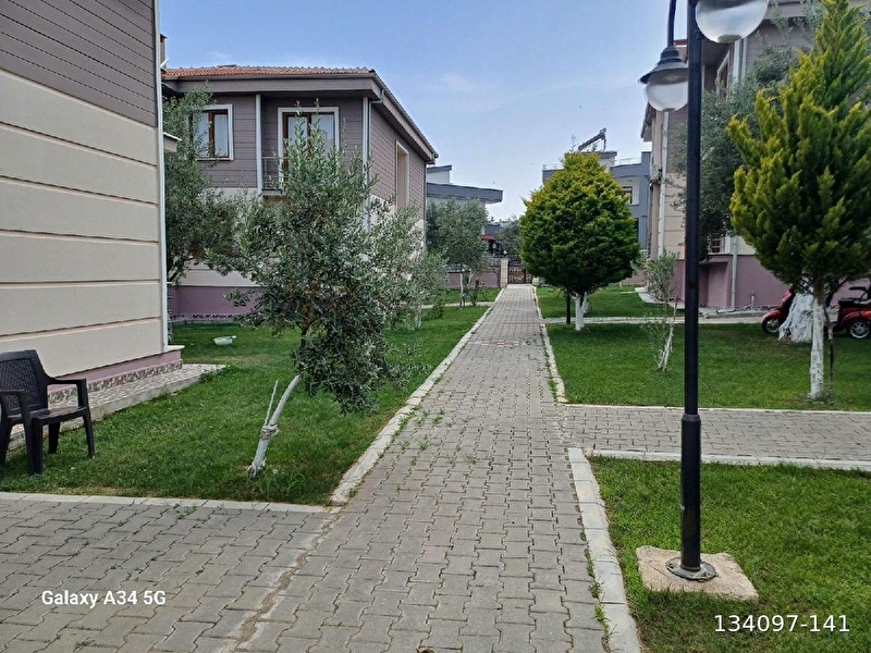 Güre ssk'da si̇te i̇çi̇ 2+1 dai̇re