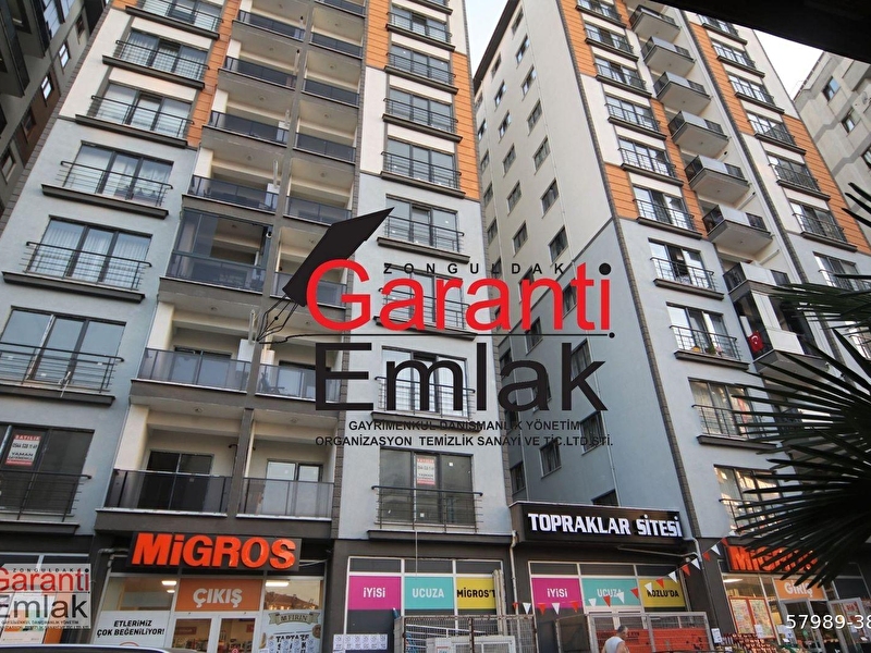 Zonguldak garanti̇ emlak'tan kozlu'da sifir, deni̇z manzarali, önü açik ve ferah 3+1 satilik dai̇re