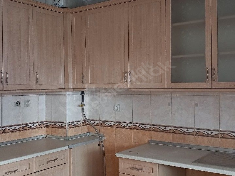 Çarşı Merkezde Satılık Konut