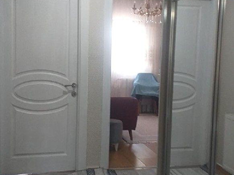Ankara  gultepe mah. 4 kat on cephe esyali̇ yada esyasi̇z  asansorlu  full yapi̇li̇ sati̇li̇k dai̇re