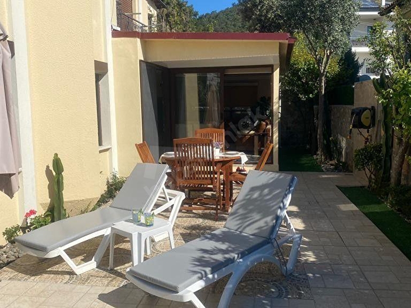 Günlük Kiralık 4 Odalı Villa Muğla Marmaris Armutalan Mahallesi 7 Kişi Kapasiteli