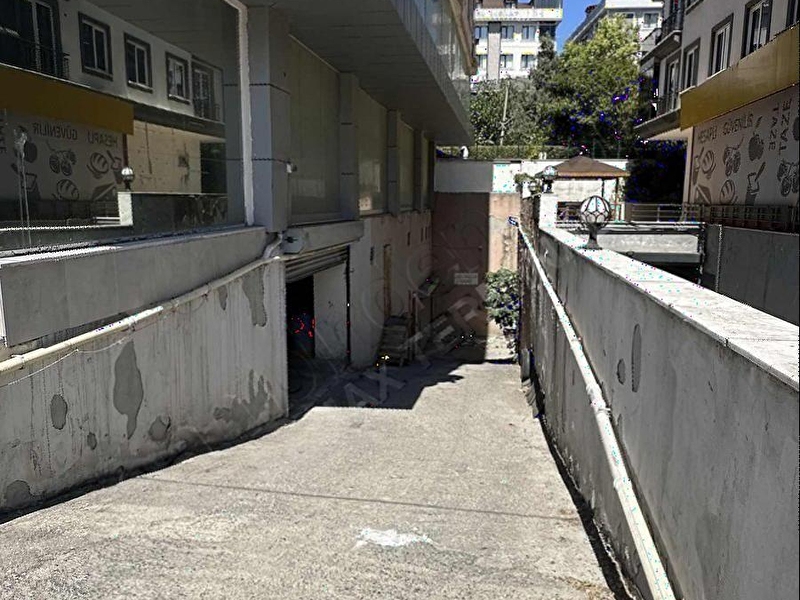 Remax burak beyli̇kdüzü kavakli satilik 2+1 dai̇re