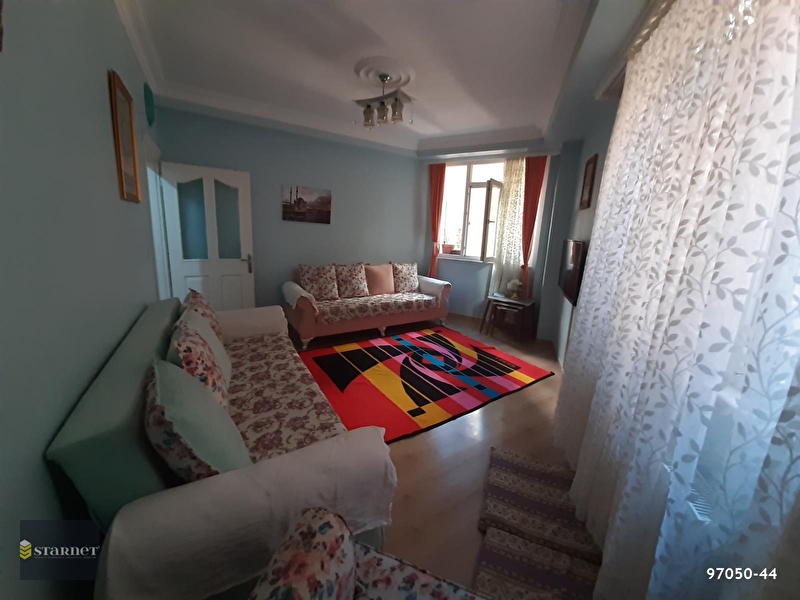 290 000 Tl Kagithane Hamidiye 2 1 Otoparkli Satilik Daire