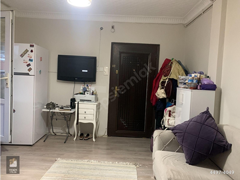 Tekin Emlak'tan Eşref Efendi Sokakta Çift Teraslı 1+1 Daire