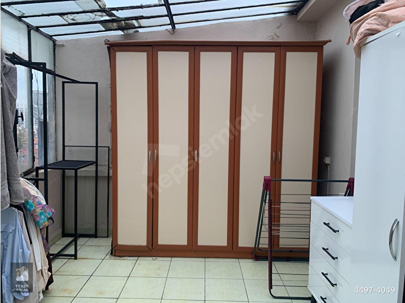 Tekin Emlak'tan Eşref Efendi Sokakta Çift Teraslı 1+1 Daire