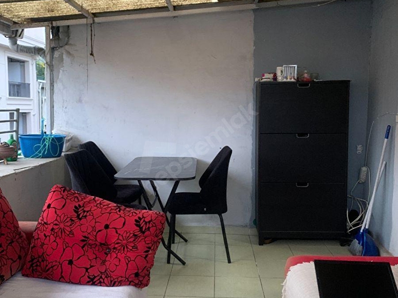 Tekin Emlak'tan Eşref Efendi Sokakta Çift Teraslı 1+1 Daire