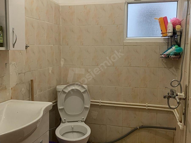 Tekin Emlak'tan Eşref Efendi Sokakta Çift Teraslı 1+1 Daire