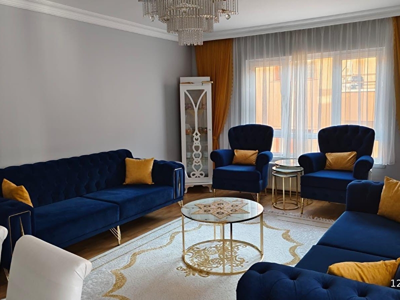 Cengi̇zhan'da natoyolu caddesi̇ yakini 3+1 ara kat masrafsiz satilik dai̇re !!