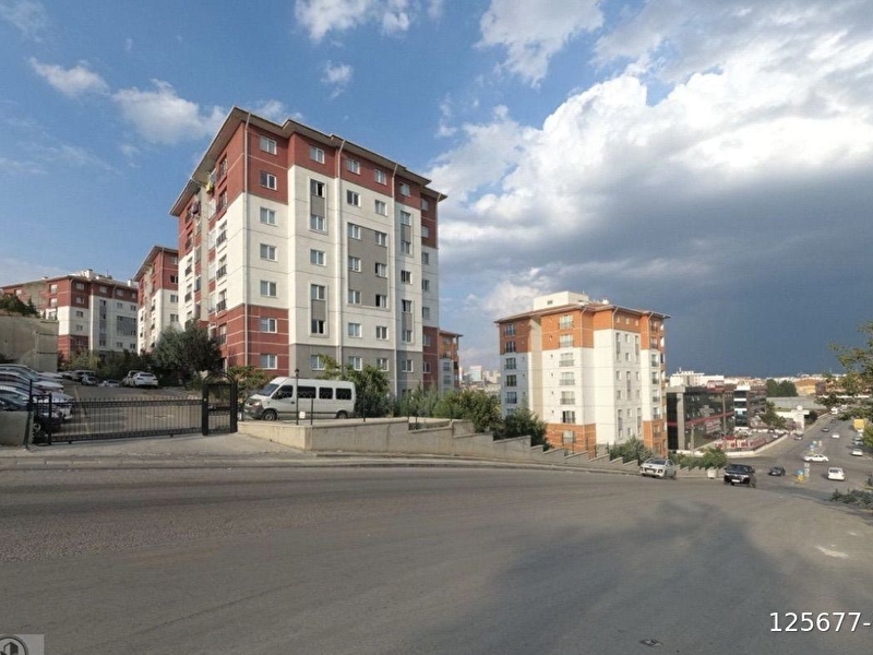 Yeni̇mahalle’de 3+1 eşyali ki̇ralik dai̇re