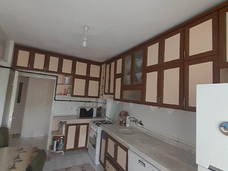 Net gayri̇menkulden fati̇h mah. 3+1 satilik dai̇re 1.649.000