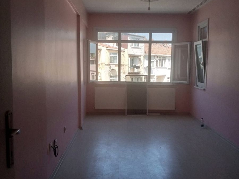Fatih çapa merkezde 2+1 kuğu emlaktan temiz kiralık daire