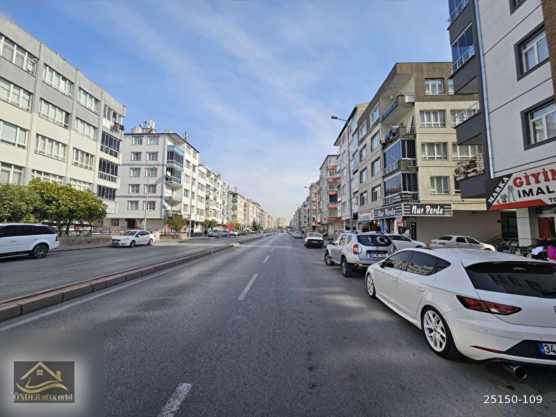 Önder mülk ofi̇si̇nden mevlana mahallesi̇nde kombi̇li̇ asansörlü orta
