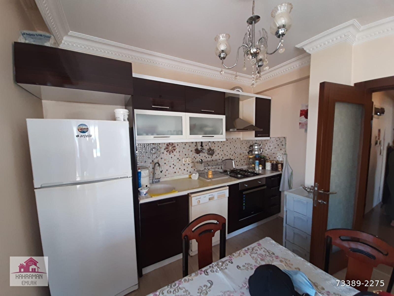 325 000 Tl Ucgen Mh Satilik 3 1 Oda 135m2 Ara Katta 3 Katta 22 Yasinda