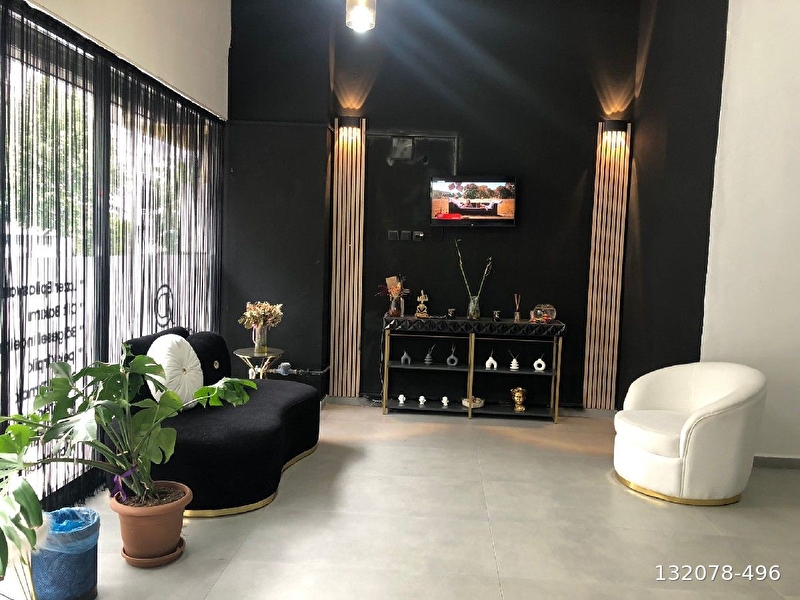 Firat gayri̇menkulden satilik güzelli̇k merkezi̇