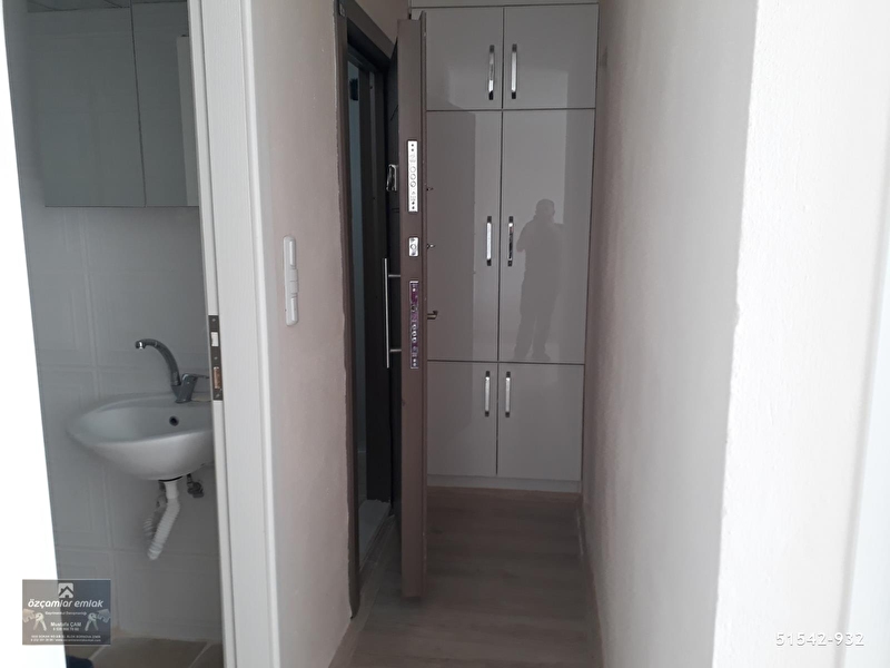 1 400 Tl Bornova Inonu Mah Ful Esyali Daire Ozcamlar Emlak Tan