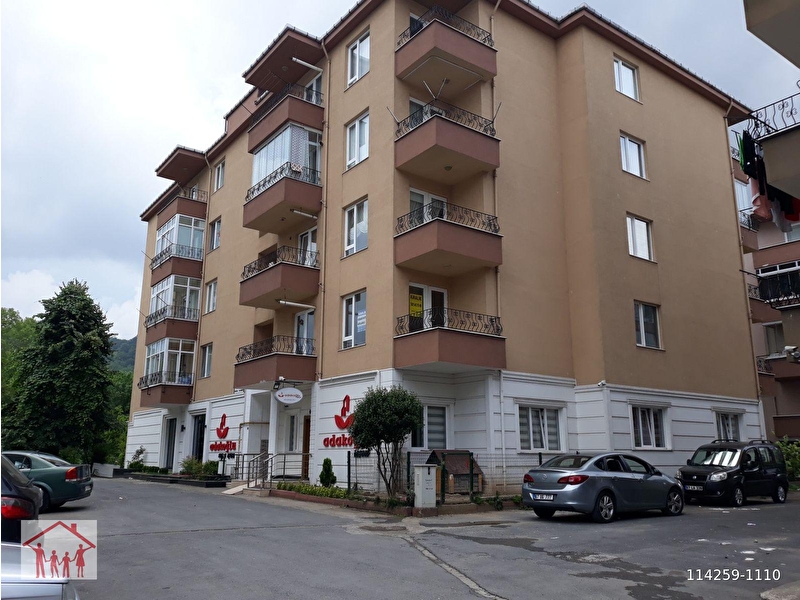 Ereğli̇ fakülte ve okullar bölgesi̇nde satilik 3+1 dai̇re