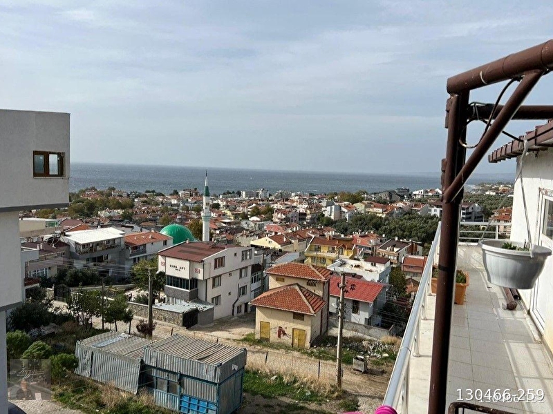 İmza gayrimenkul den erdek te deni̇z manzarali kelepi̇r 170 m2 dubleks dai̇re araç takasi kabul edi̇li̇r.