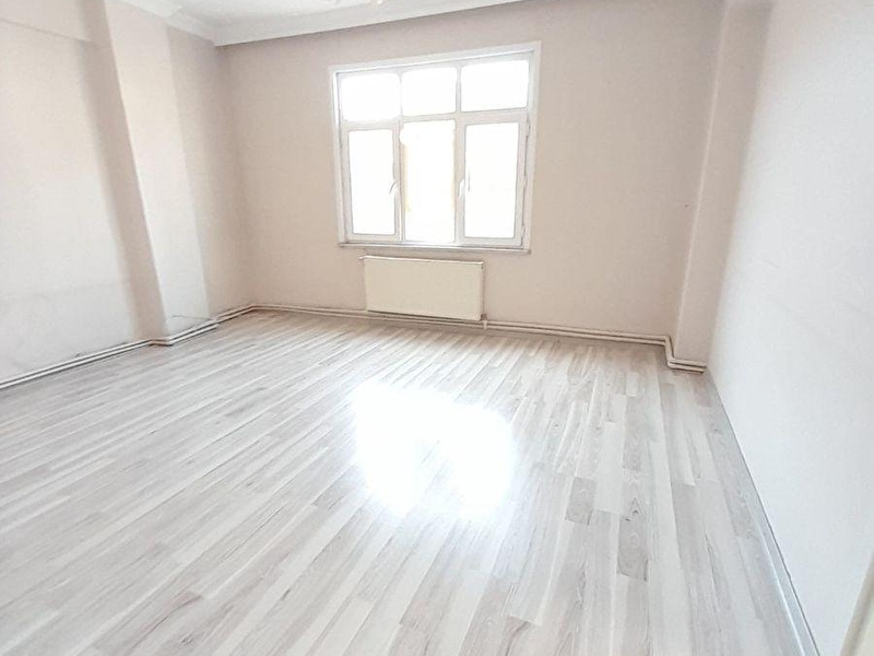 Ortabayir merkezde  arakat balkonlu satilik dai̇re