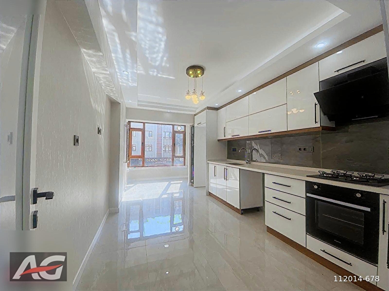 **ag den**kabi̇l cadde üzeri̇nde firsat 3+1 geni̇ş güney ön ceph
