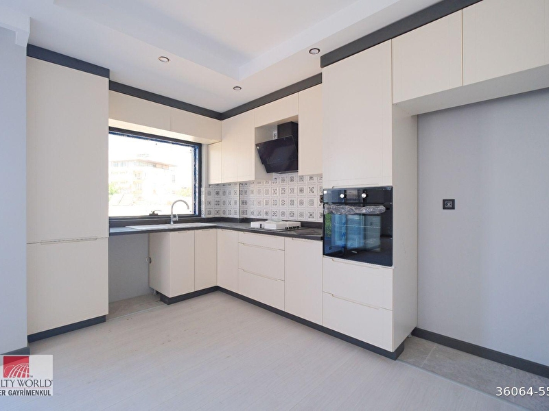 Ertürk'ten meydankavağinda 2+1 sifir ara kat lüks satilik dai̇re