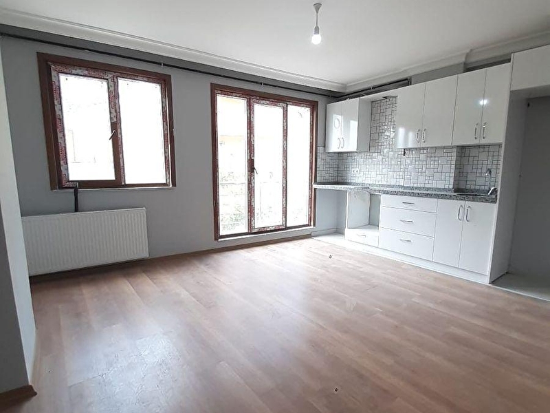 Seyrantepede  yeni̇ bi̇nada satilik arakat dai̇re