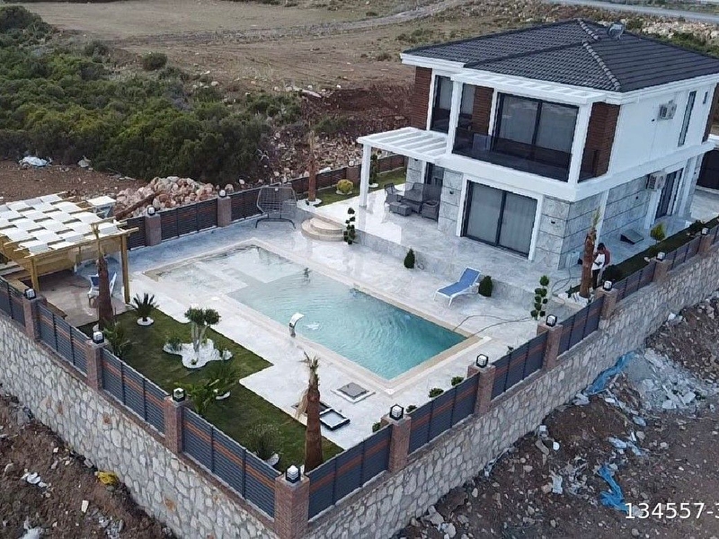 Aydın didim hisarda tam müstakil havuzlu villamız satışta
