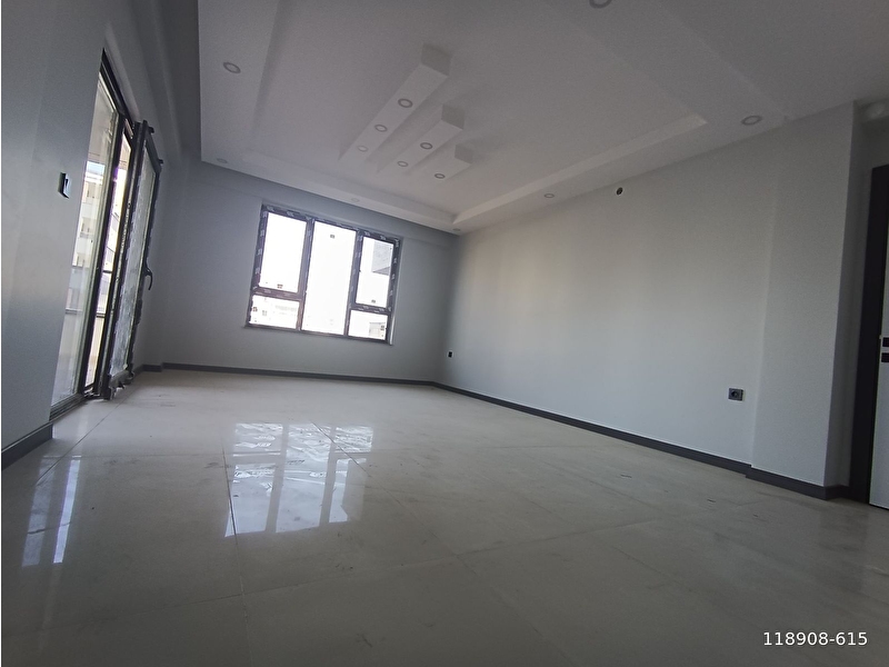 Emek mahallesi̇ albayrak bulvari yakini si̇te i̇çi̇nde 3+1 satilik dai̇re