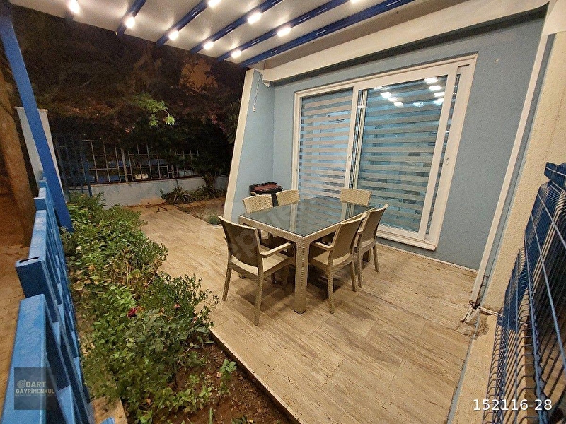 Günlük Kiralık 3 Odalı Villa Muğla Marmaris İçmeler Mahallesi 6 Kişi Kapasiteli