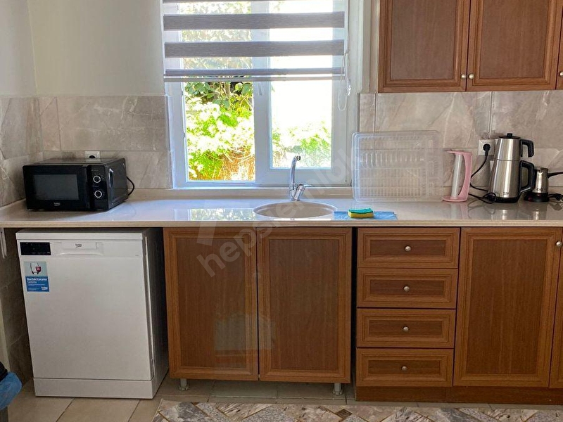 Günlük Kiralık 3 Odalı Villa Muğla Marmaris İçmeler Mahallesi 6 Kişi Kapasiteli