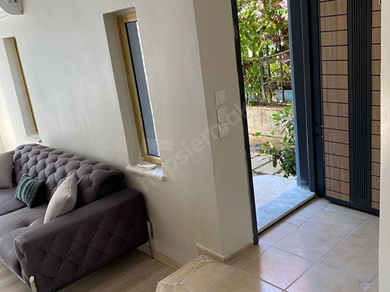 Günlük Kiralık 3 Odalı Villa Muğla Marmaris İçmeler Mahallesi 6 Kişi Kapasiteli