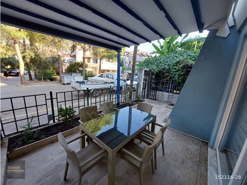 Günlük Kiralık 3 Odalı Villa Muğla Marmaris İçmeler Mahallesi 6 Kişi Kapasiteli